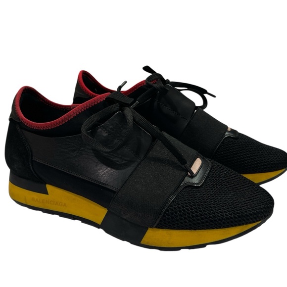 Balenciaga Race Runners Sneaker size 40 in Black Yellow